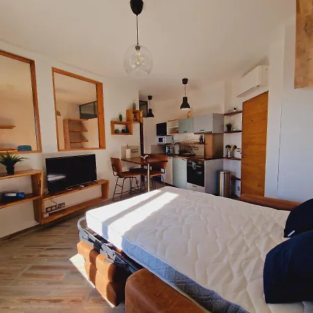 Incroyable T2 Plein De Charme Avec Balcon Vue à L'entrée D'ajaccio Appartement Ajaccio (Corsica)