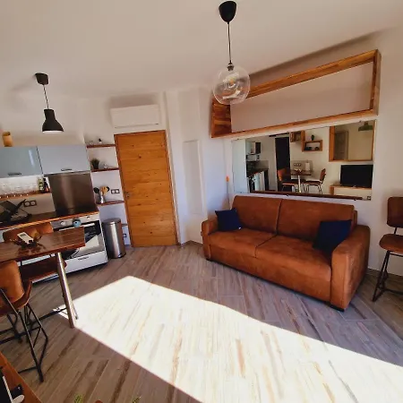 Апартаменты Incroyable T2 Plein De Charme Avec Balcon Vue A L'entree D'ajaccio Аяччо
