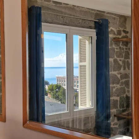 Apartament Incroyable T2 Plein De Charme Avec Balcon Vue A L'entree D'ajaccio *