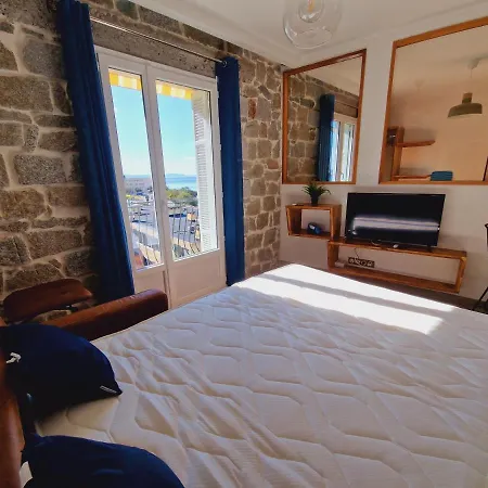 Incroyable T2 Plein De Charme Avec Balcon Vue A L'entree D'ajaccio Аяччо