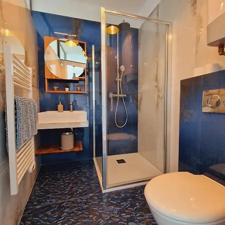 Incroyable T2 Plein De Charme Avec Balcon Vue A L'entree D'ajaccio Апартаменты