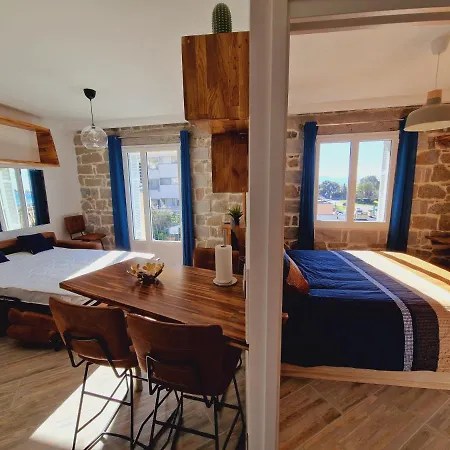 Incroyable T2 Plein De Charme Avec Balcon Vue A L'entree D'ajaccio Апартаменты *